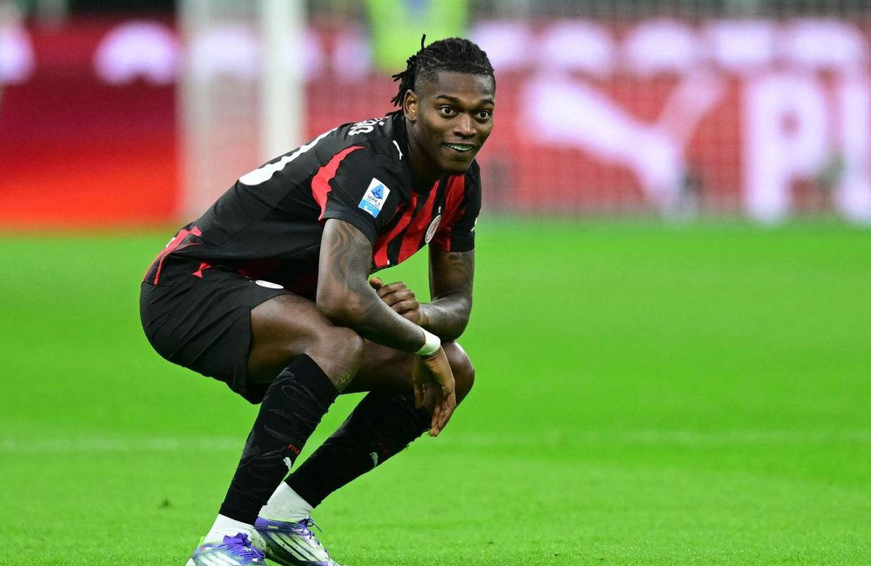 意甲第一阻击！AC米兰遭大冷门，莫德里奇助绝平