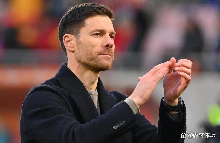 皇马主帅的帅位稳了！佛爷出面支持，切断了更衣室的退路